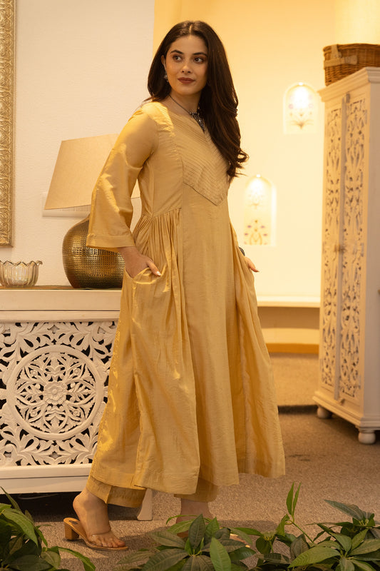 Yellow Kurta And Pant Chanderi Notched Pintucked Set
